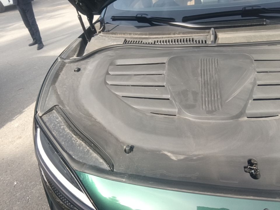 R7