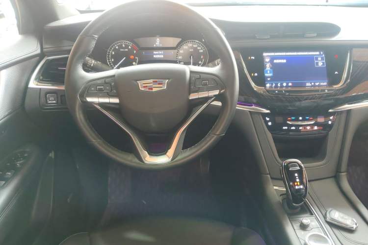 Used Cadillac XT6 2022 2.0T 7-Seater Four-Wheel Drive Luxury Version
