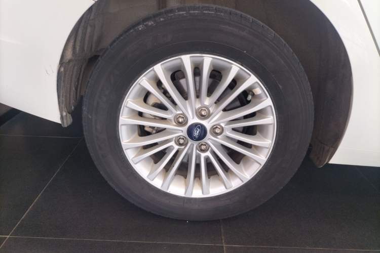 Used Ford Escort 2017 1.5L Manual Comfort Model
