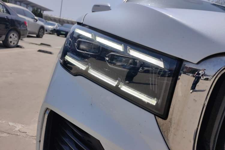 Used Geely Auto Monjaro L 2021 2.0TD High-Power Automatic All-Wheel-Drive Flagship Version Right Front Headlight