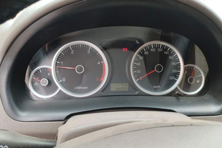 Used JMC Yuhu 7 2012 2.4T Four-Wheel Drive Manual Standard Edition JX4D24 Instrument Cluster