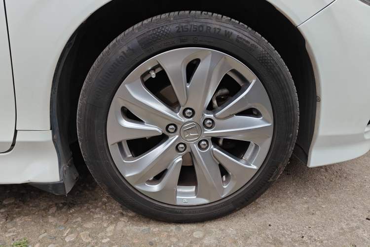 Used Honda Jade 2017 1.8L automatic Comfort version 5 seats