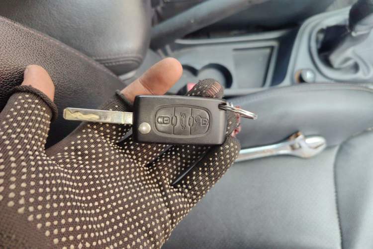 Used Peugeot 308 2014 Enjoy Edition Classic 1.6L Manual YouShang Model Vehicle Key