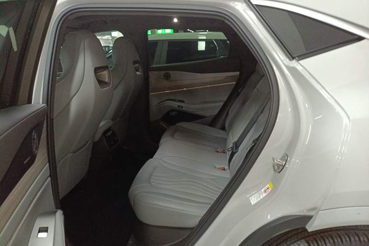 Used Denza N7 2023 with Ultra-Long Range
