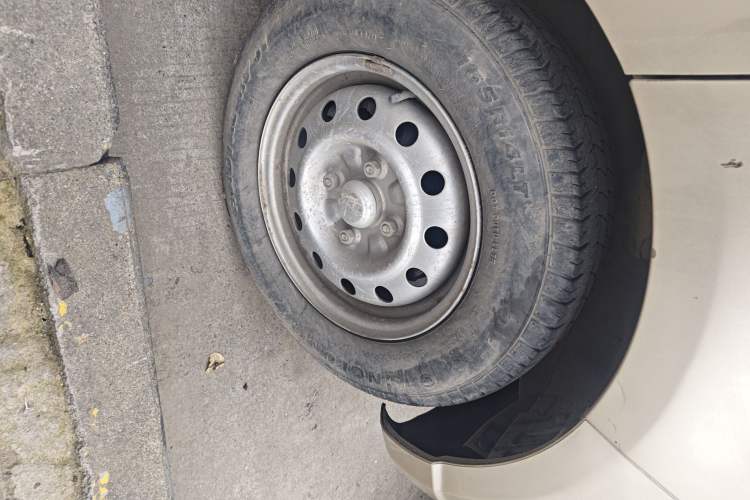 Used Wuling Rongguang 2015 1.2L S Base Model CNG