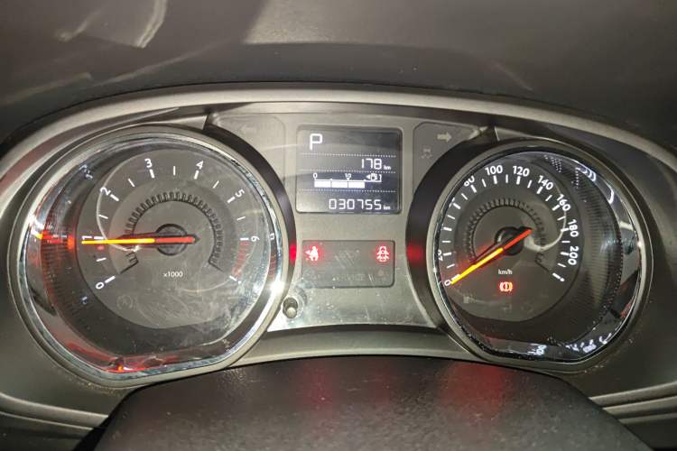Used Citroen C3-XR 2015 1.6L Automatic Pioneer Model Odometer Close Up
