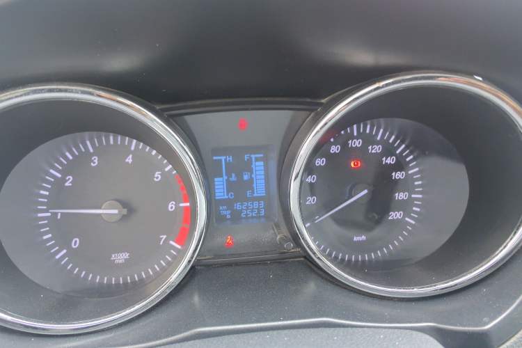 Used HYOSOW S3 2016 1.5L Manual Luxury Model China V Standard
