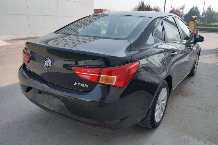 Used Buick Verano 2018 Sedan 15S Automatic Entry Model Rear Right 45 Deg