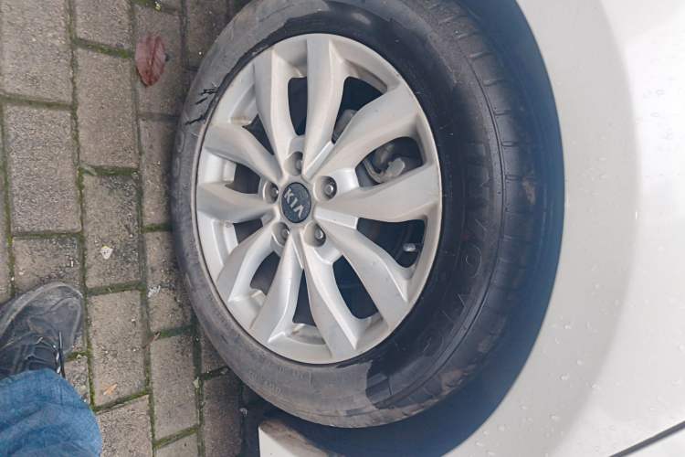 Used Kia K5 2014 2.0L Automatic GLS