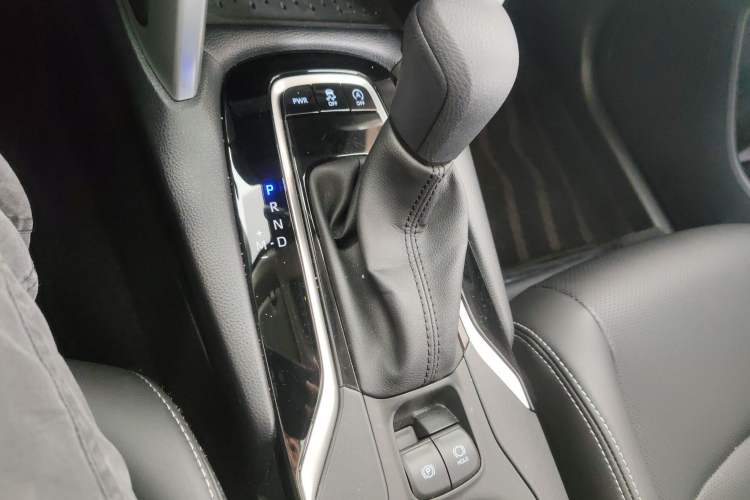 Used Toyota Corolla Cross 2024 2.0L Elite Edition
