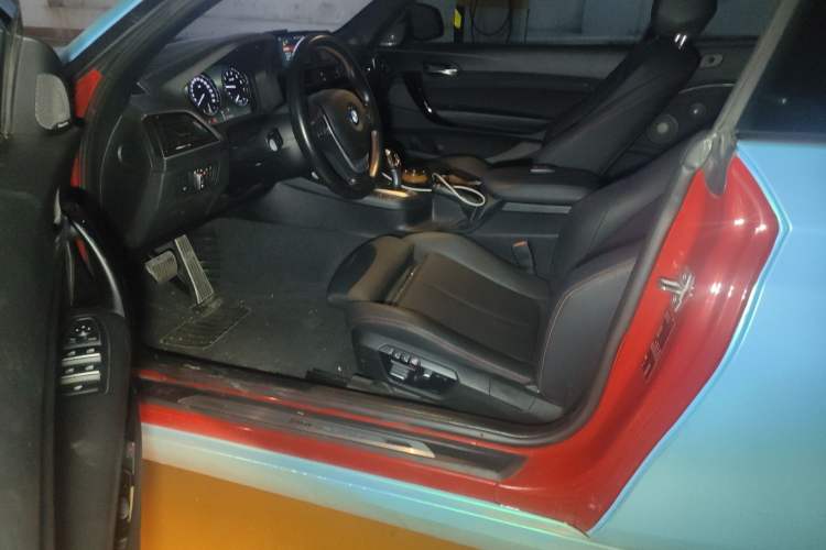 Used BMW 2 Series 2019 225i Convertible Coupe Sports Design Package Driver Seat