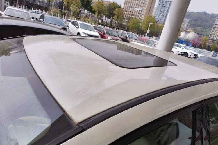 Used Ford S-MAX 2008 2.3L 7-Seater Luxury Version
