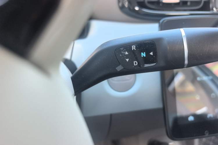 Used Leapmotor T03 2024 310 Comfort Edition Gear Lever