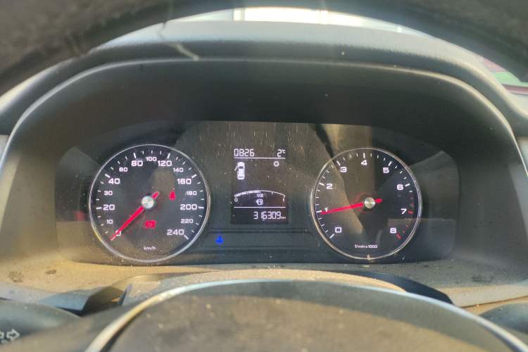 Used Roewe i6 2017 20T Manual Luxury Edition Instrument Cluster