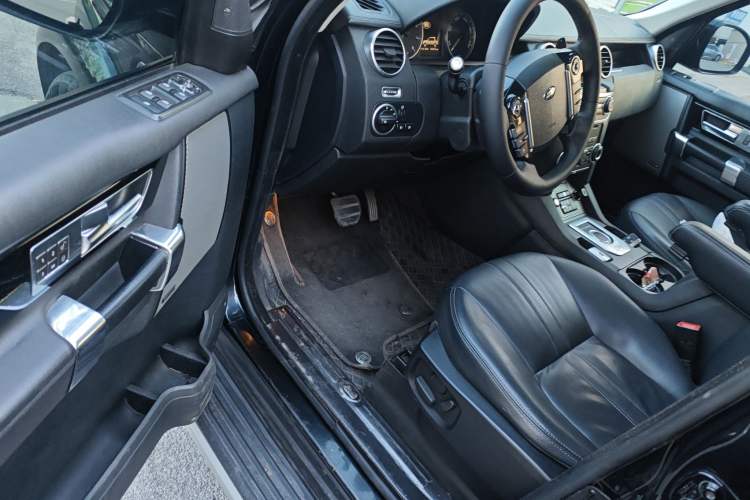 Used Land Rover Discovery 2014 3.0 SC V6 SE