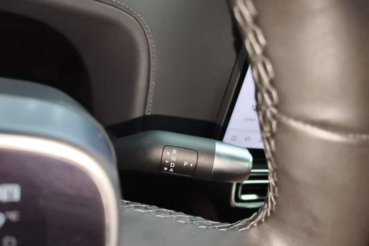 Used Li Auto L7 2023 Max model Gear Lever