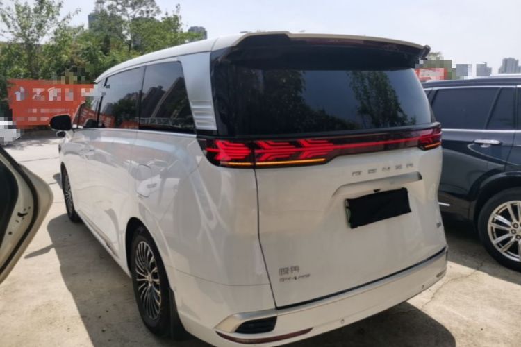 Used Denza D9 2022 DM-i 970 Four-Wheel Drive Flagship Model
