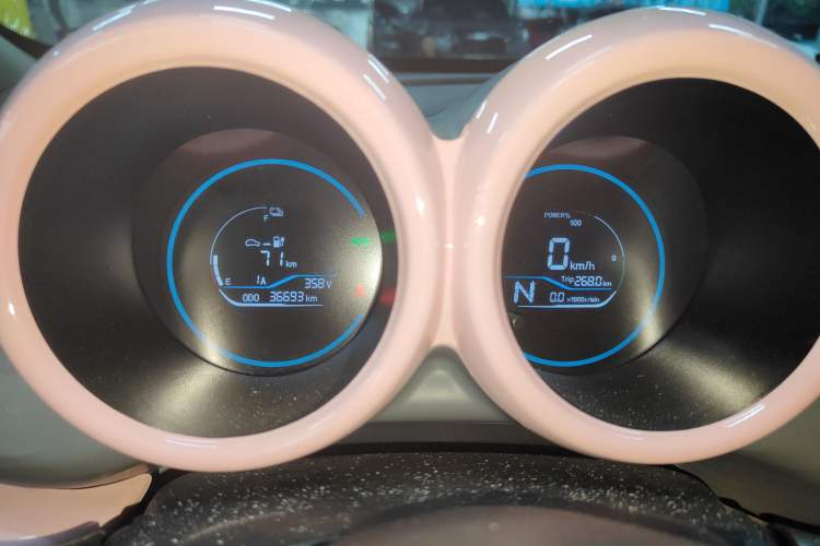 Used ORA Black Cat 2022 301km "Cute Pet" Version – Lithium Iron Phosphate
