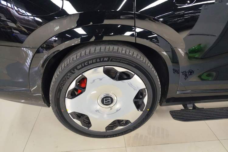 Used Zeekr 9X 2025 Ultra Edition 70kWh
