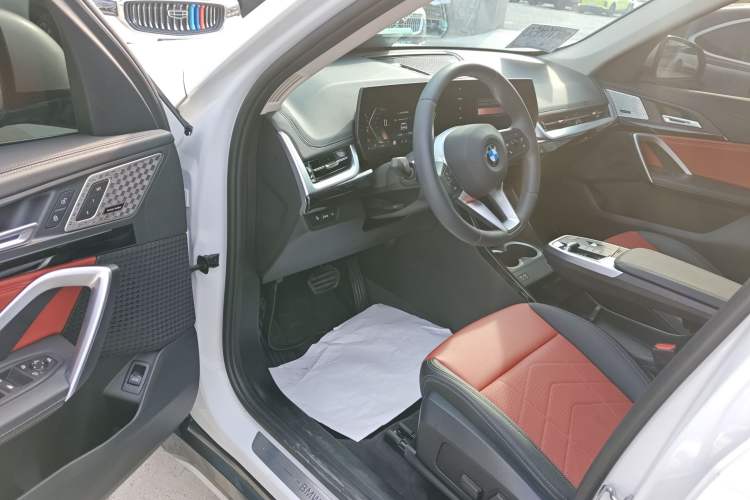 Used BMW X1 2023 sDrive25Li X Design Package Driver Seat