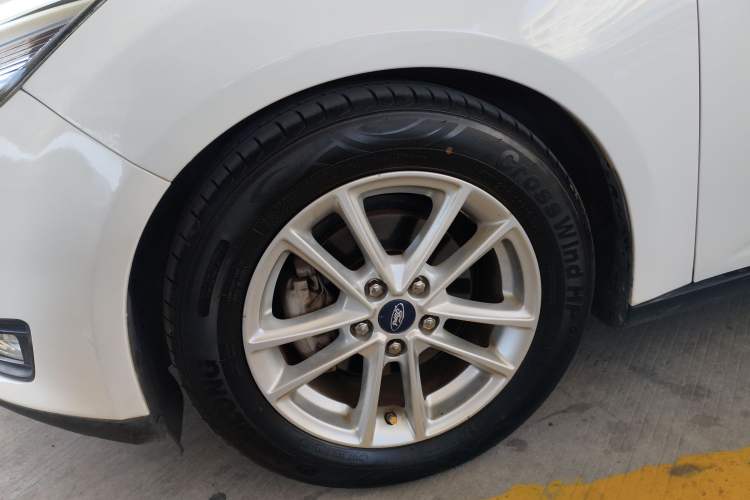 Used Ford Focus 2018 Two-Door Classic EcoBoost 125 Automatic Supercharged Style SmartDrive Edition