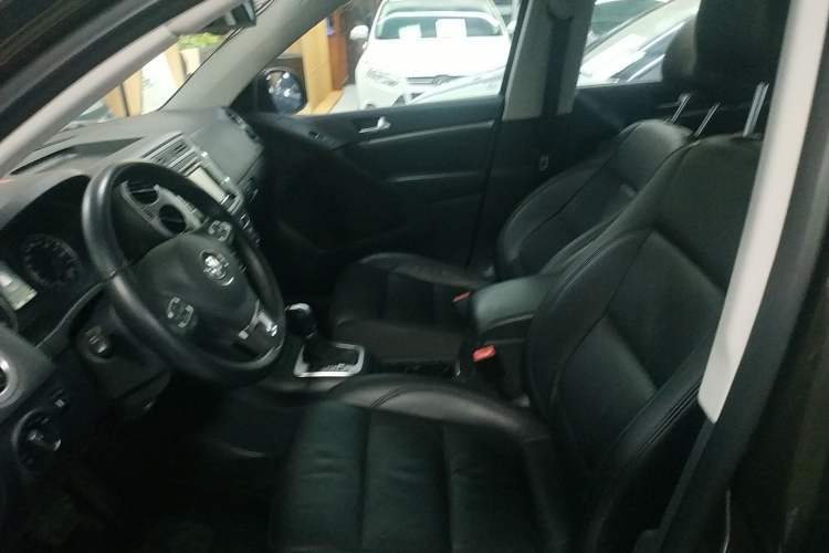 Used Volkswagen Tiguan L 2015 1.8TSI Automatic Two-Wheel Drive Luxury Model