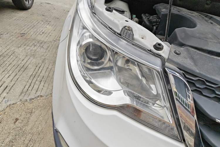 Used Baojun 730 2014 1.5L manual Comfort version 7 seats
