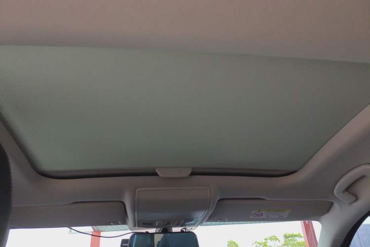 Used Volkswagen Lamando 2019 280TSI DSG Comfort Edition China VI standard Headliner