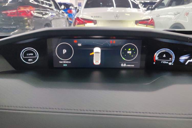 Used CHANGAN UNI-V 2022 1.5T Prestige Version
