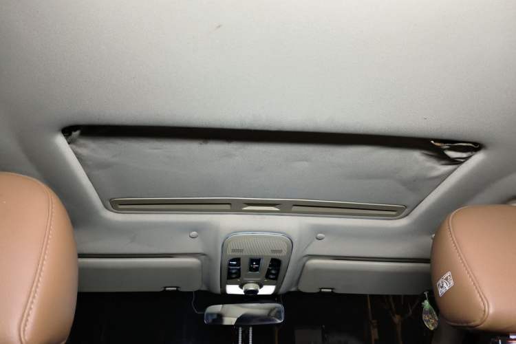 Used Haval H2 2016 Red-Label 1.5T Manual Two-Wheel Drive Luxury Model