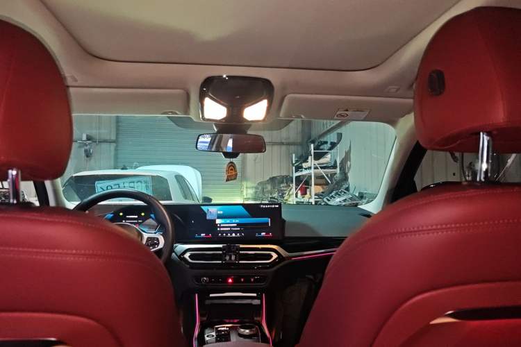 Used BMW i3 2024 eDrive 35 L
