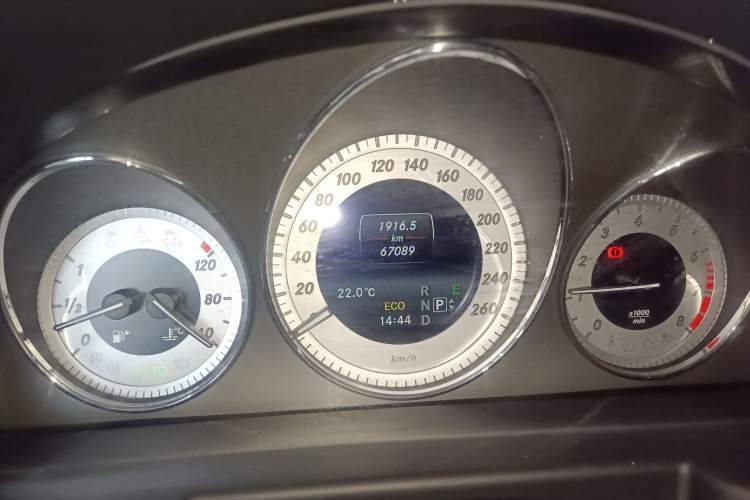 Used Mercedes-Benz GLK-Class 2014 GLK 200 Standard Model Instrument Cluster