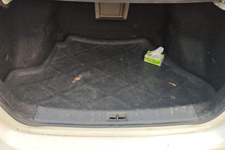 Used Nissan Sylphy 2012 1.6 XL CVT Luxury Edition Trunk