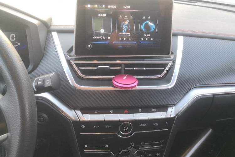 Used Venucia T60 2020 1.6L CVT Smart Drive Version China VI Standard