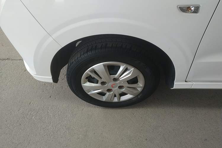 Used Wuling Hongguang 2021 1.5L Revised S Base Version with Electric Power Steering LAR