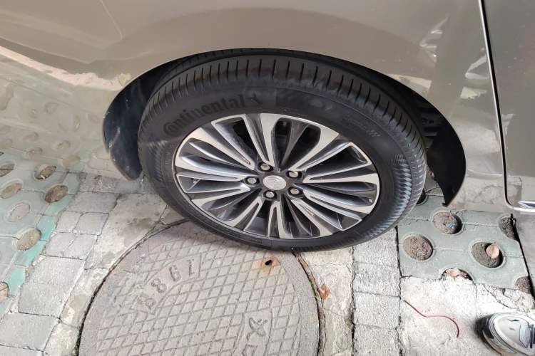 Used Buick GL8 2023 ES Lu Zun Luxury Model
