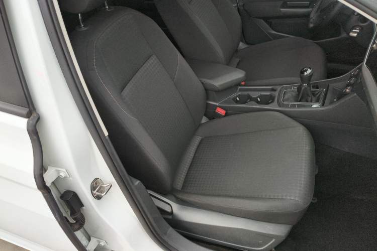 Used Volkswagen Bora 2020 1.5L Manual Fashion Edition
