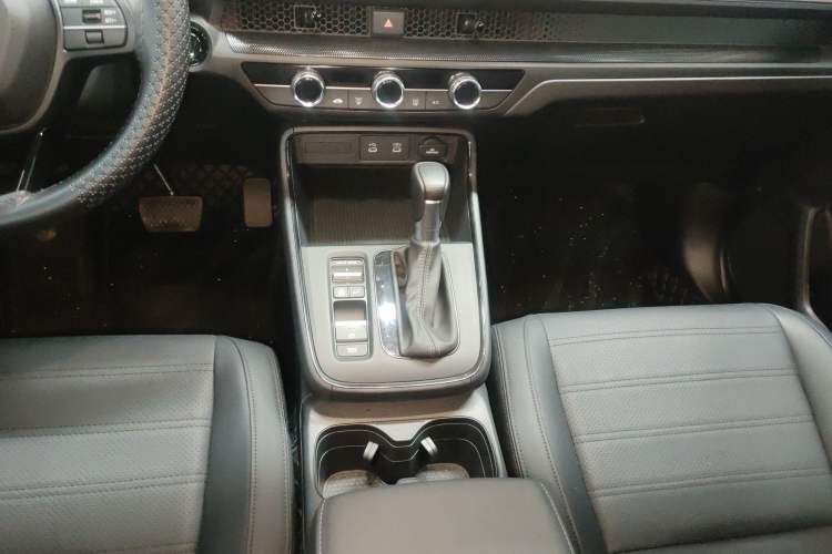 Used Honda CR-V 2026 Model—Global 30-Year Glory Edition 240TURBO Two-Wheel-Drive Dynamic Version Gear Lever