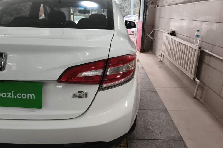 Used Luxgen S3 2016 1.6L CVT Smart Enjoyment Model
