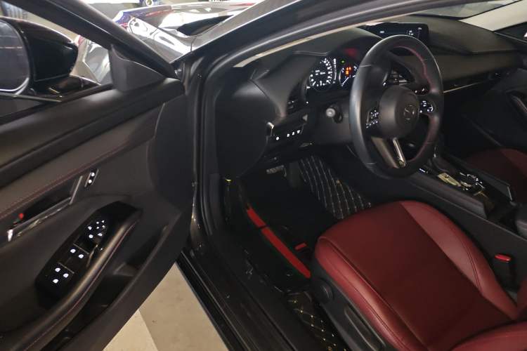 Used Mazda 3 Axela 2022 2.0L Automatic Premium Black Obsidian Edition