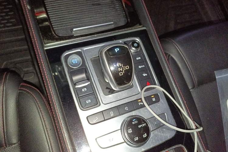 Used BYD Tang New Energy 2018 DM 2.0T All-Wheel Drive Smart Connectivity Enjoyment Model 5 Seats China V Emission Standard