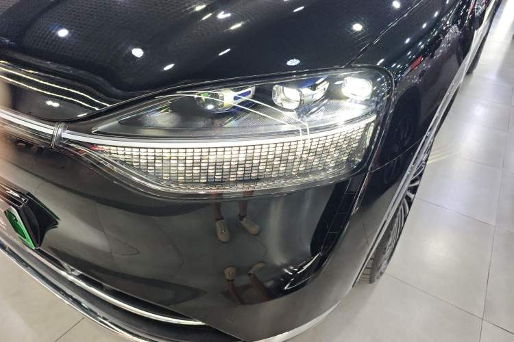 Used Hima AITO M9 2025 Extended-Range Ultra Version 52 kWh 6-Seater Left Front Headlight
