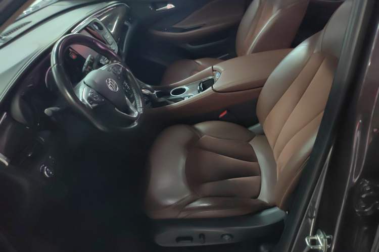 Used Buick Envision 2017 28T Four-Wheel Drive Elite Model