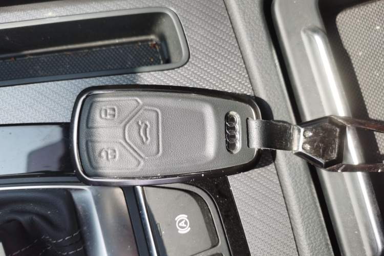 Used Audi Q5L 2025 40 TFSI Fashionable and Dynamic Edition
