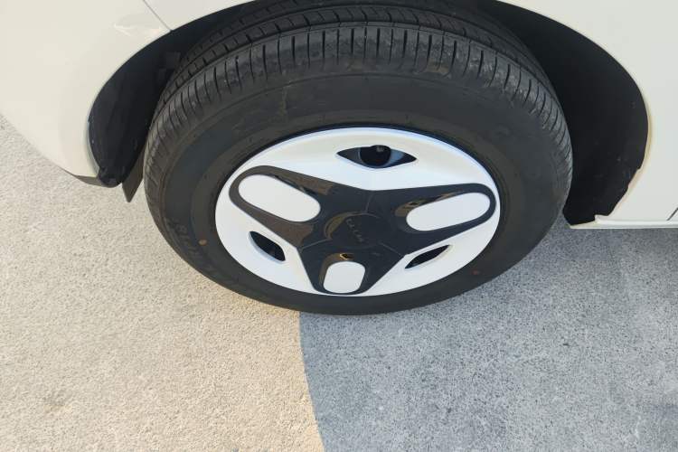 Used Geely Galaxy Panda 2025 210 km – Yuanqi Bear