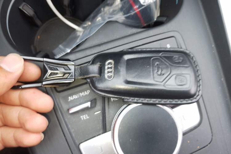 Used Audi A4L 2018 30th Anniversary Edition 40 TFSI Fashion Model
