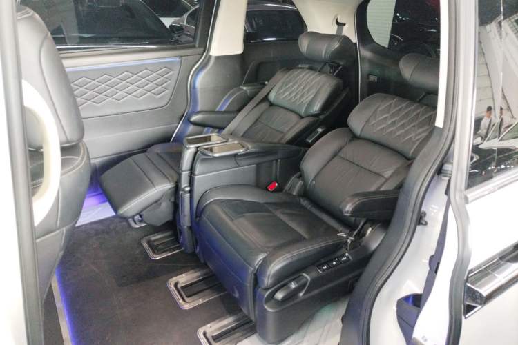 Used Honda Elysion 2019 2.0L Hybrid Luxury Edition