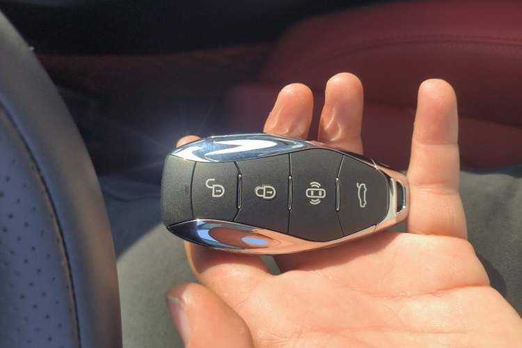 Used Hongqi H6 2024 2.0T ZhiMei Edition
