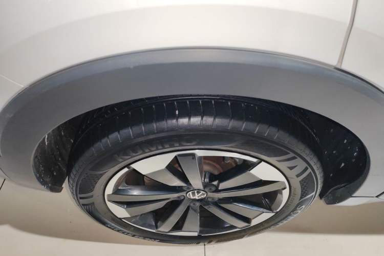 Used Volkswagen Tacqua 2023 200TSI DSG Joy-Connect Edition