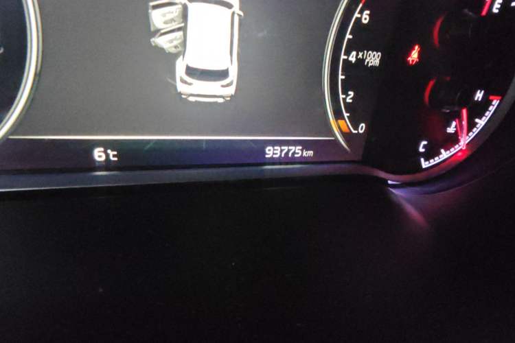 Used Kia Sportage R 2018 2.0L Automatic Smart Luxury Version China V Standard Odometer Close Up